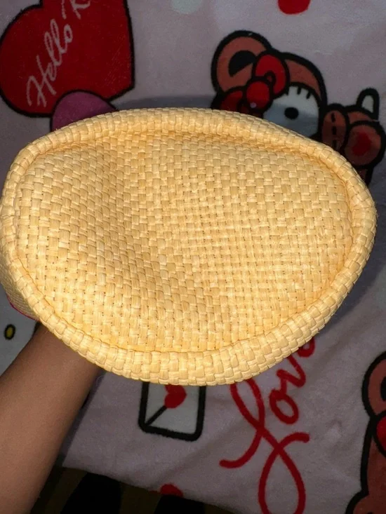 Girls Dolce & Gabbana Straw Tote with Pink Trim and Logo (Worn Once) - Picture 3 of 7